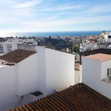 With 3 Bedrooms In With Wonderful Mountain View Furnished Terrace And Wifi 3 Km From The Beach * Torrox